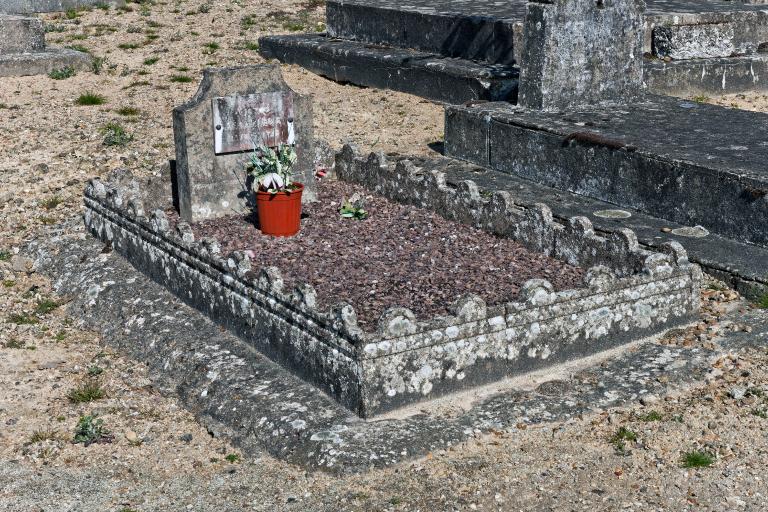 Cimetière à Beaumont-Pied-de-Bœuf