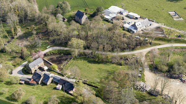 Manoir et ferme de la Monnerie