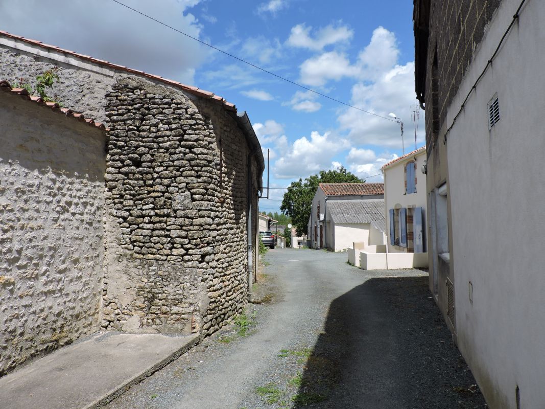 Maisons, fermes : l'habitat à Vix