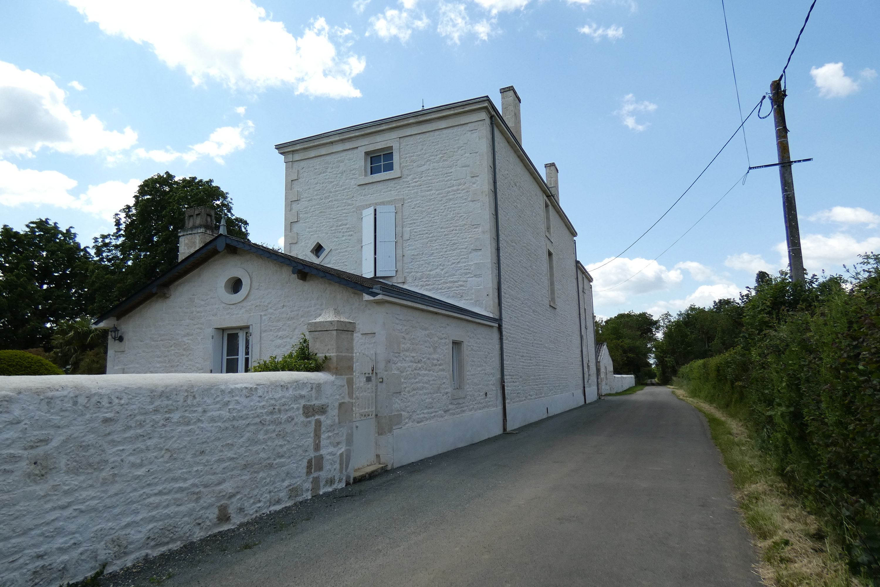 Ferme, actuellement maison, 42 rue du Vrizon