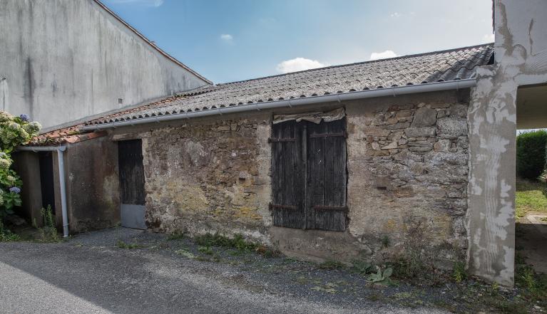 Cellier avec "fenêtre de vendanges". La Pépière, Maisdon-sur-Sèvre, cadastre 2018, BN 01-188.