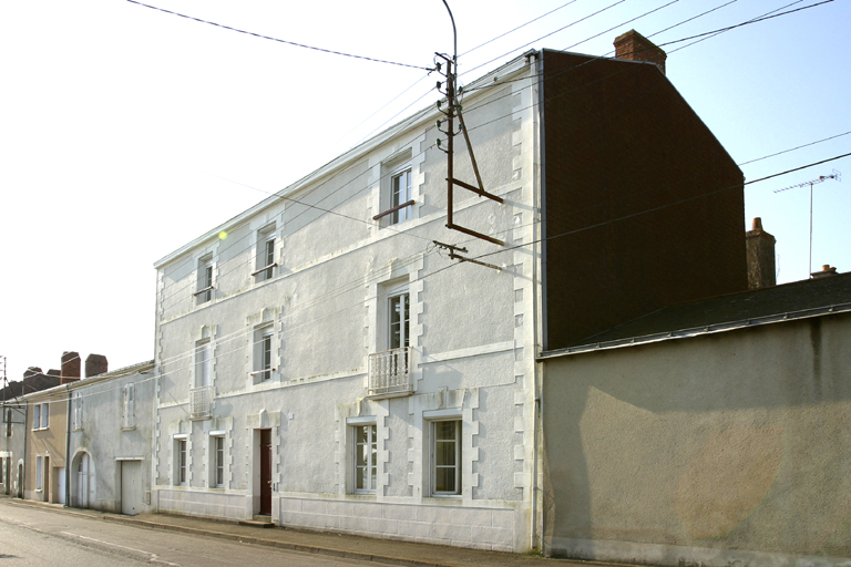 Maison, 48 et 49 quai Albert-Chassagne