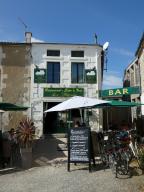 Hôtel, actuellement café et restaurant, 8 rue de la Garnauderie