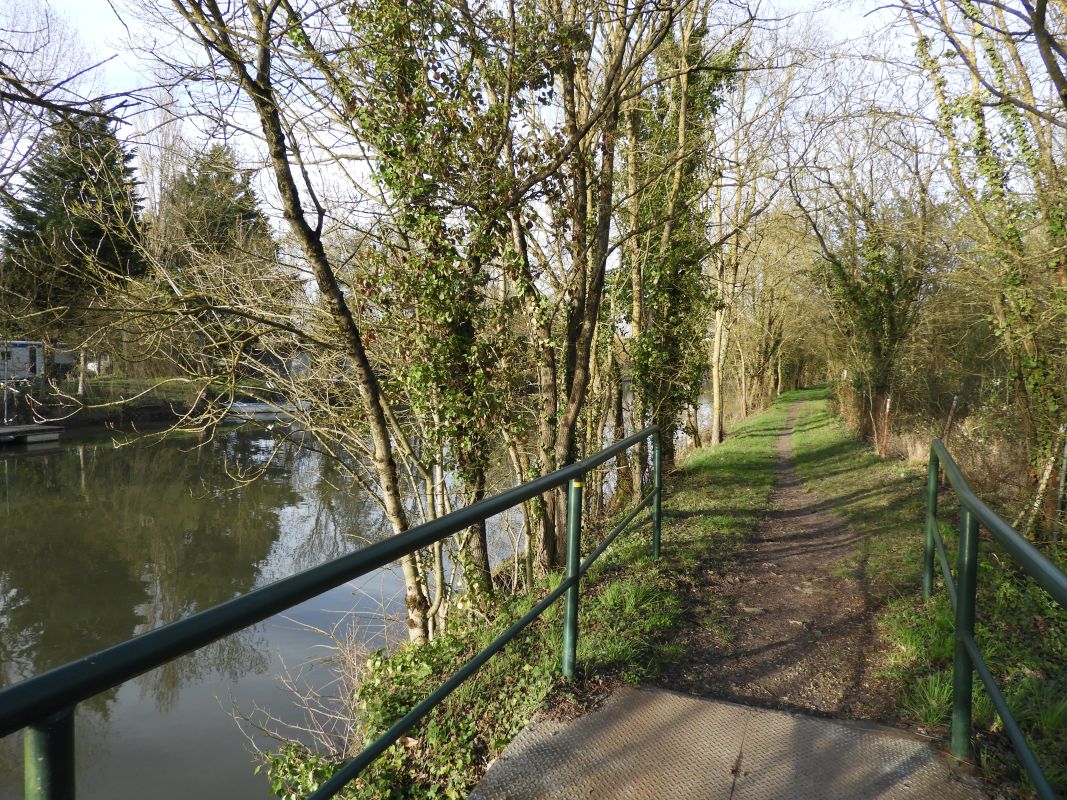 Passerelles de halage (2) ; chemin de Halage de la Vendée