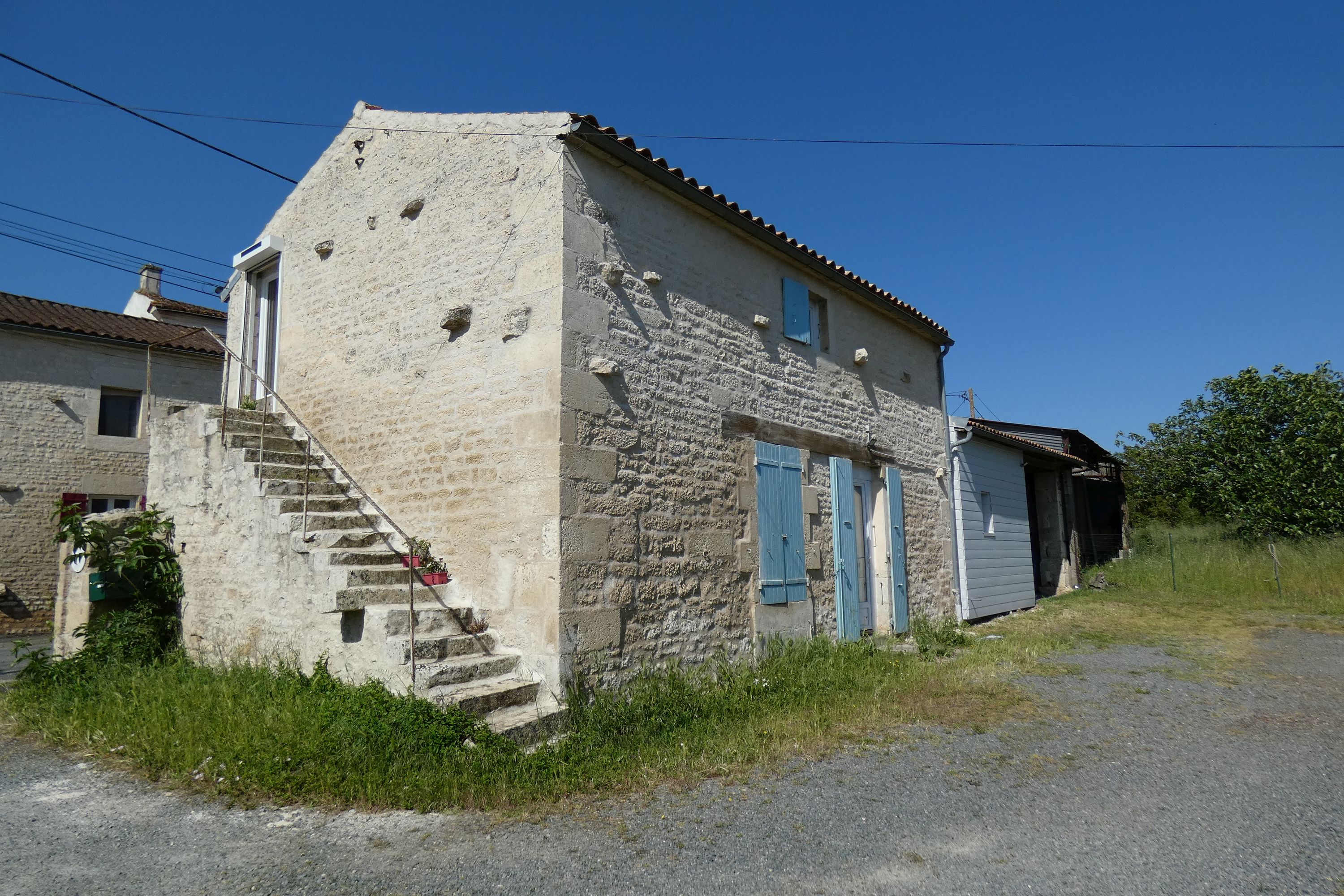 Ferme dite la Grande Croix, actuellement maisons, 12 rue du Chemin-Vieux