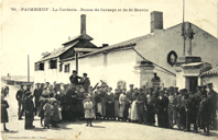 L'ensemble du personnel devant la corderie au début du XXe siècle.