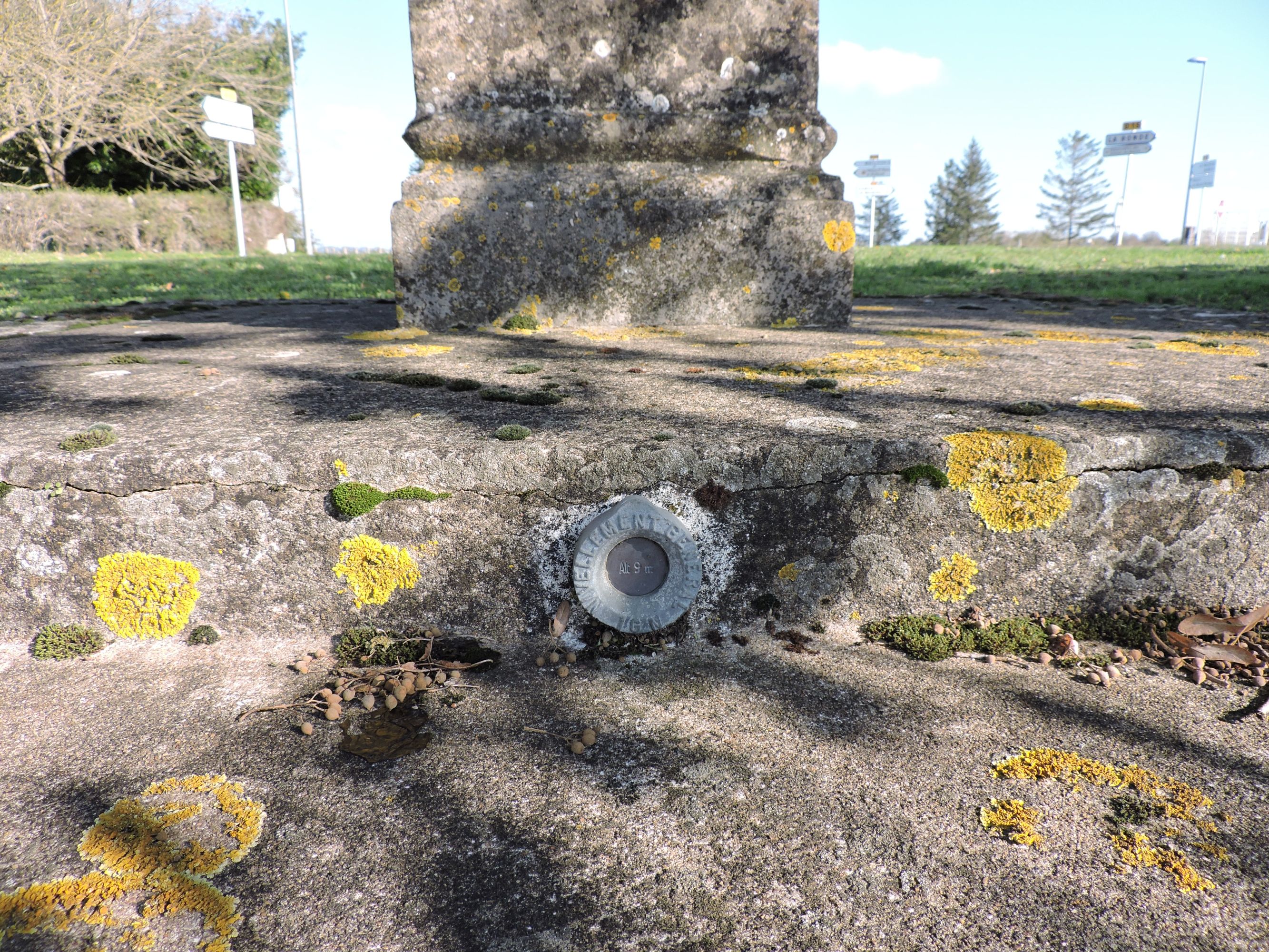 Croix de chemin dite la croix de Maillé