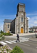 Église paroissiale Saint-Cyr - place de l'église, Saint-Cyr-en-Pail