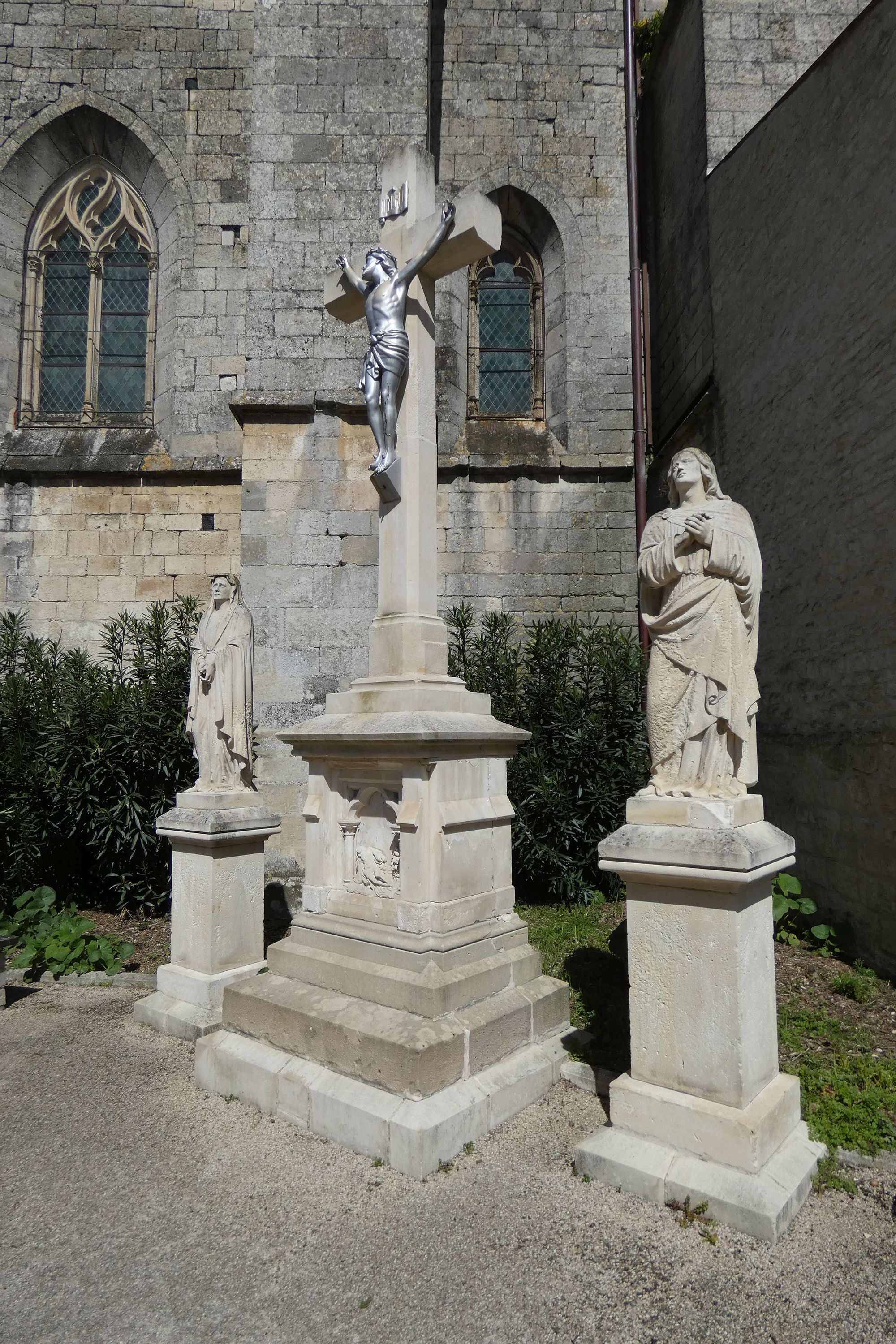 Calvaire, rue du Temple