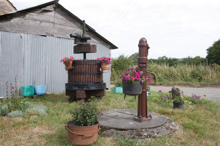 Ferme, actuellement maison - Larcherie, Blandouet