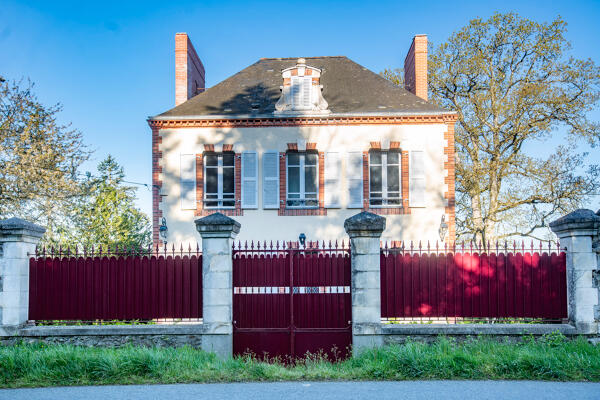 Maison de villégiature dite villa les Genévriers, la Hyaule