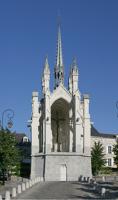 Oratoire dit chapelle Notre-Dame-de-Pitié, puis reposoir du Tertre-Saint-Laurent, place du Tertre-Saint-Laurent