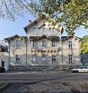Maison, actuellement immeuble d'habitation, 24 quai d'Avesnières, Laval