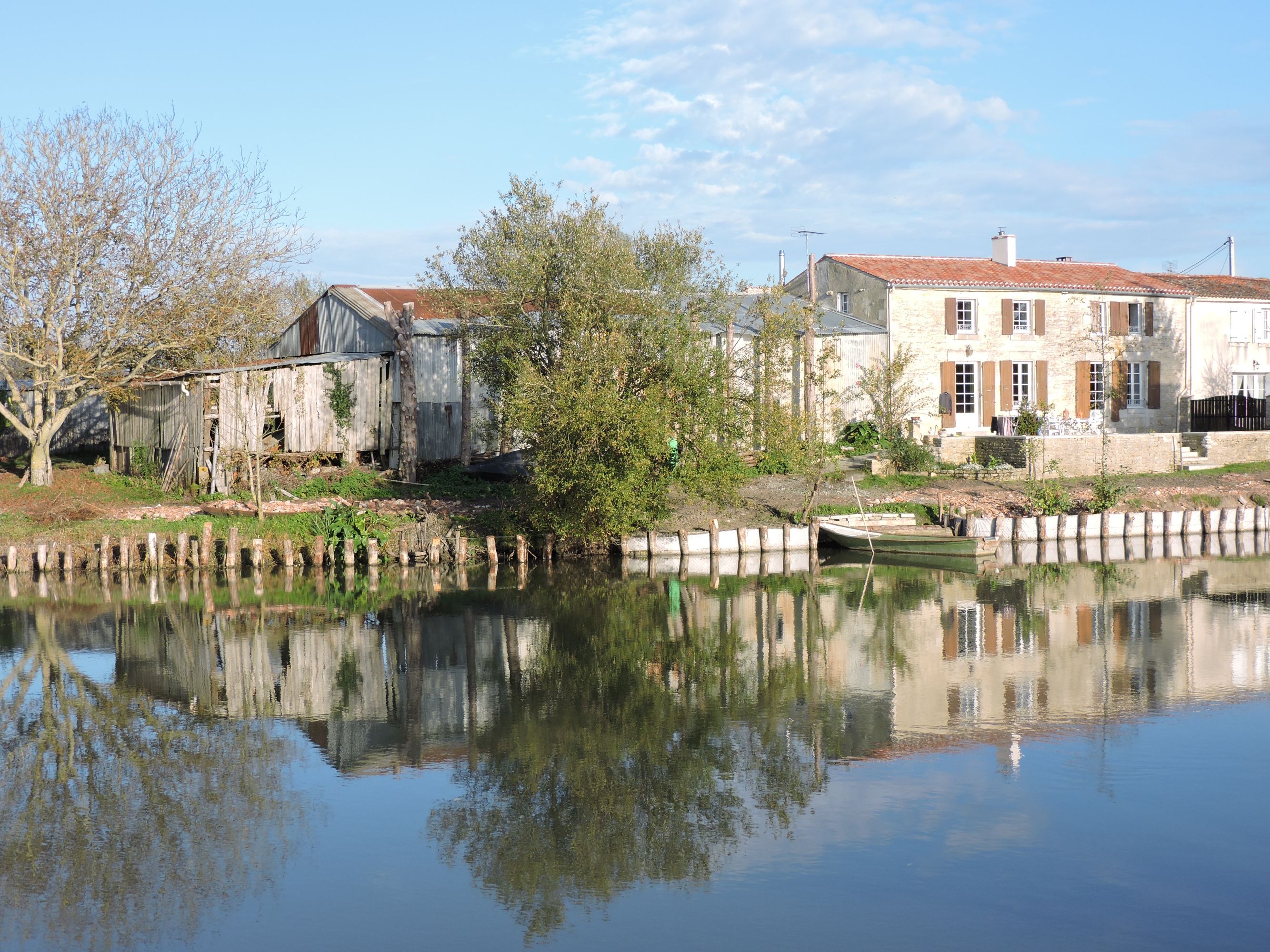 Ferme, actuellement maison ; 9, la Croix des Mary