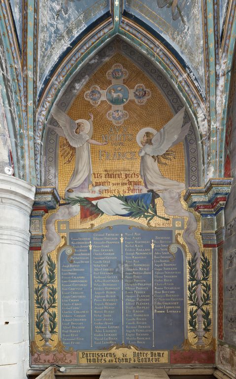 Monument aux morts, église paroissiale Notre-Dame-de-Bon-Portaux des Sables-d'Olonne