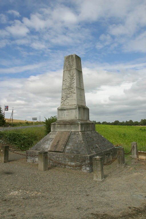 Monument de la guerre de 1870 - Saint-Jean-sur-Erve