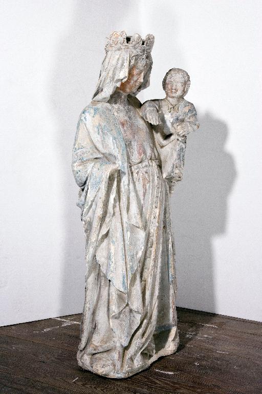 Statue : Vierge à l'Enfant - Prieuré puis presbytère, La Rouaudière