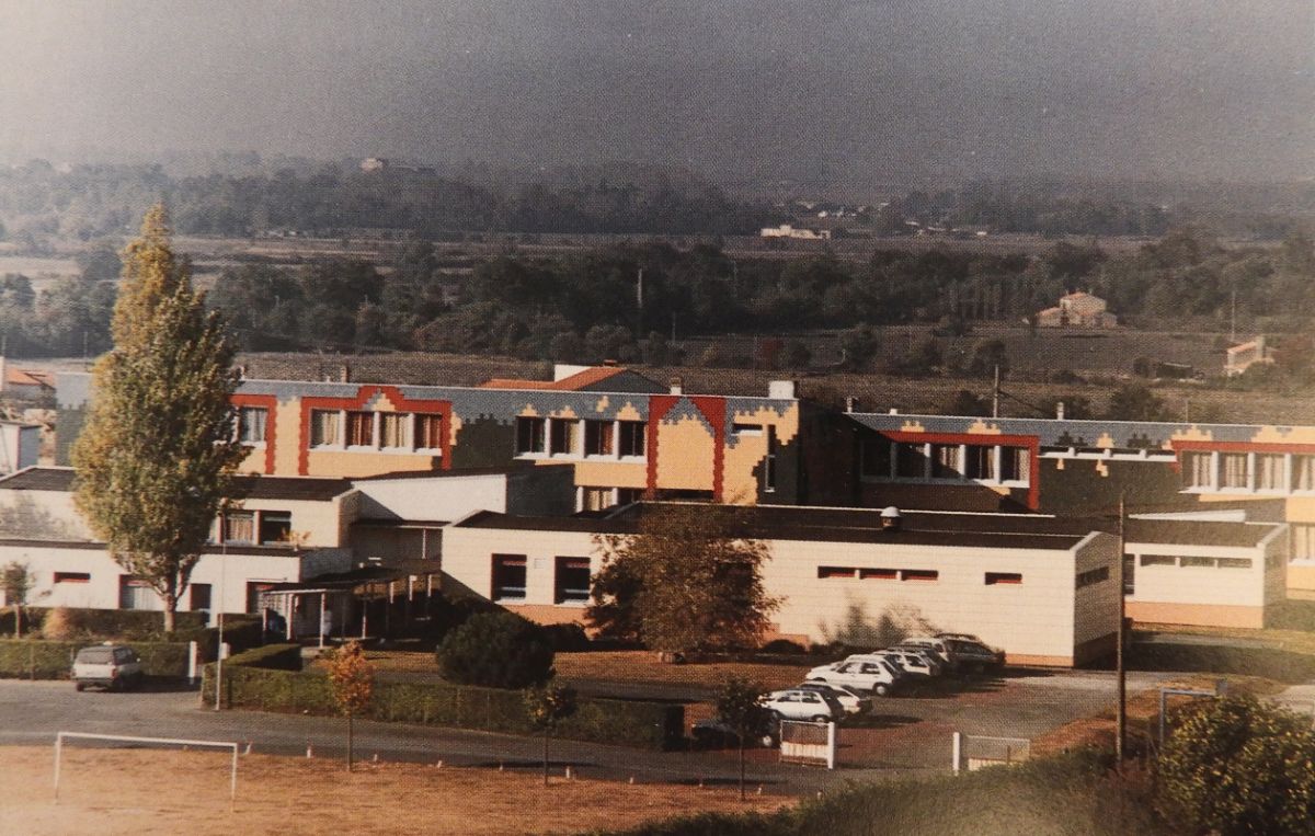 Collège Golfe des Pictons, 2, 4 et 21 rue du Moulin Rouge