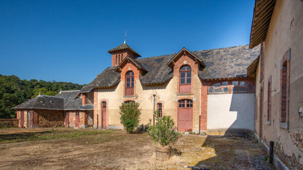 Communs du château de la Valette