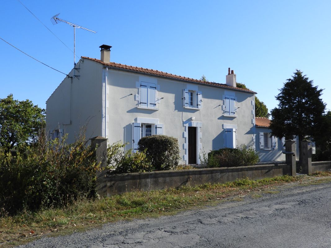 Maisons, fermes : l'habitat à L'Île-d'Elle