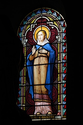 Ensemble de 5 verrières à personnage : saint Jean-Baptiste, sainte Caroline, saint René, saint Romain, saint Isidore le laboureur (baies 0 et 5 à 8) - Église paroissiale Saint-Jean-Baptiste, Carelles