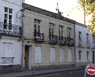 Maison, 3 quai Gautreau (côté quai).