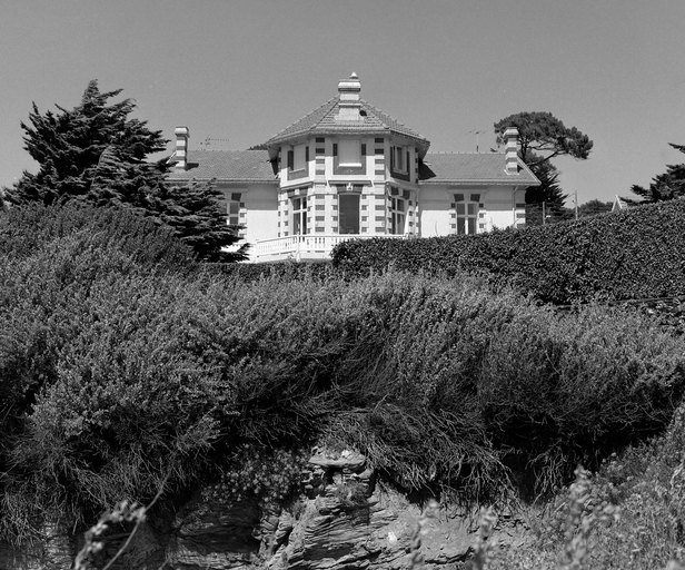 Maison de villégiature balnéaire dite Les Roches, 36 boulevard de l'Océan