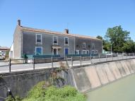 Ferme, actuellement maison ; le Pont aux chèvres, 8 rue du Canal