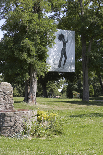 Ensemble de 32 photographies monumentales à Saint-Herblain et à Orvault : Dans(e) la cité