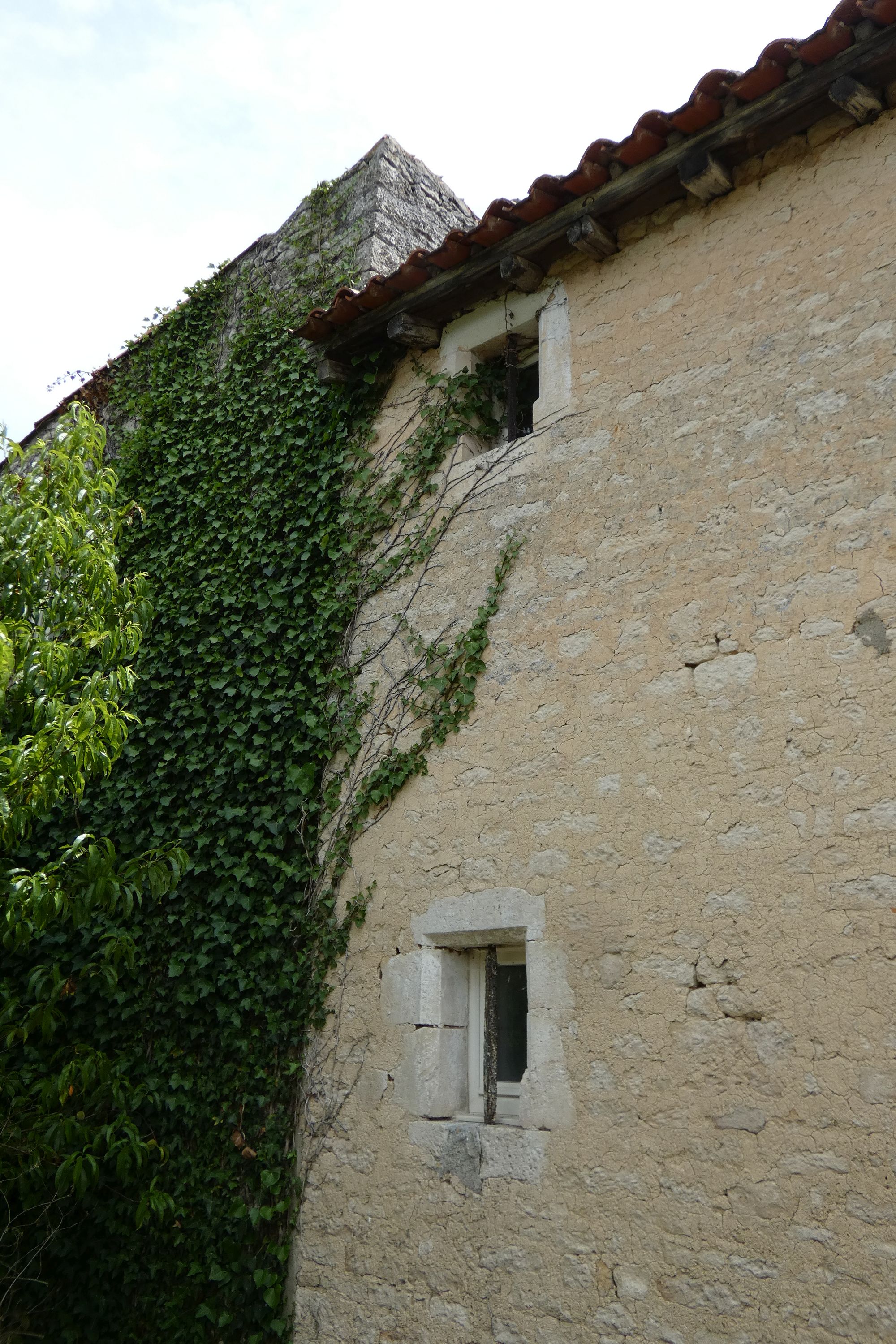 Demeure dite le Logis d'Aziré, actuellement maison, 44 chemin de la Chapelle