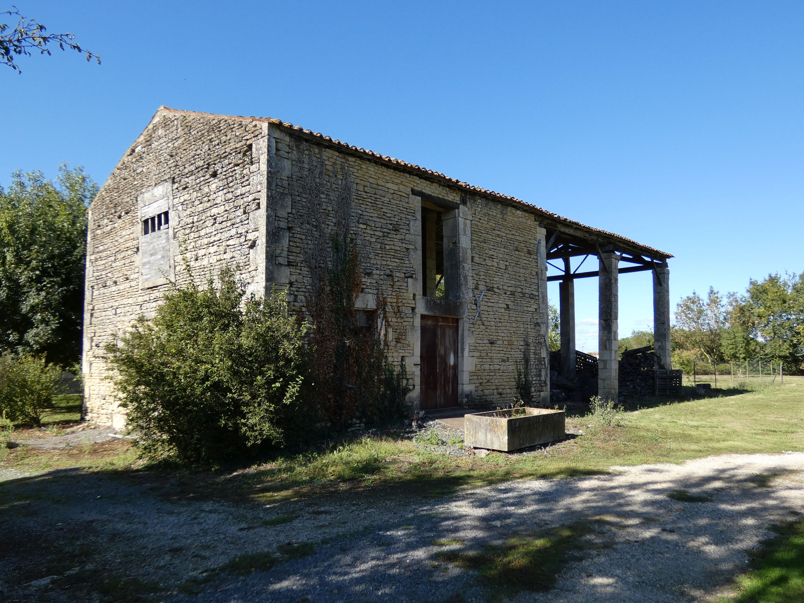 Ferme, actuellement maison ; 126 chemin du Halage