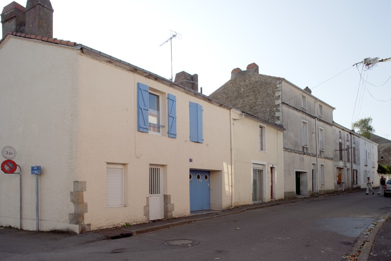 Îlot 14, 5 à 15 rue de l' Eglise ; 2 à 20 rue de la Vierge ; 10 à 22 rue de l' Hôpital ; 5 à 25 rue Saint-Gilles, Paimbœuf