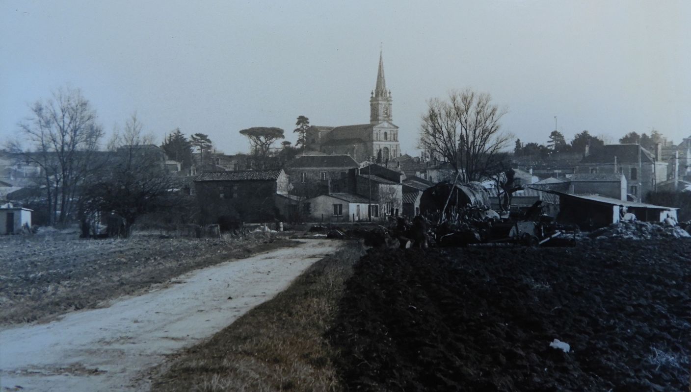 Bourg de L'Île-d'Elle