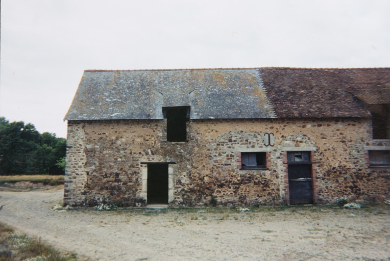 Ferme, actuellement maison - la Vallée, Blandouet