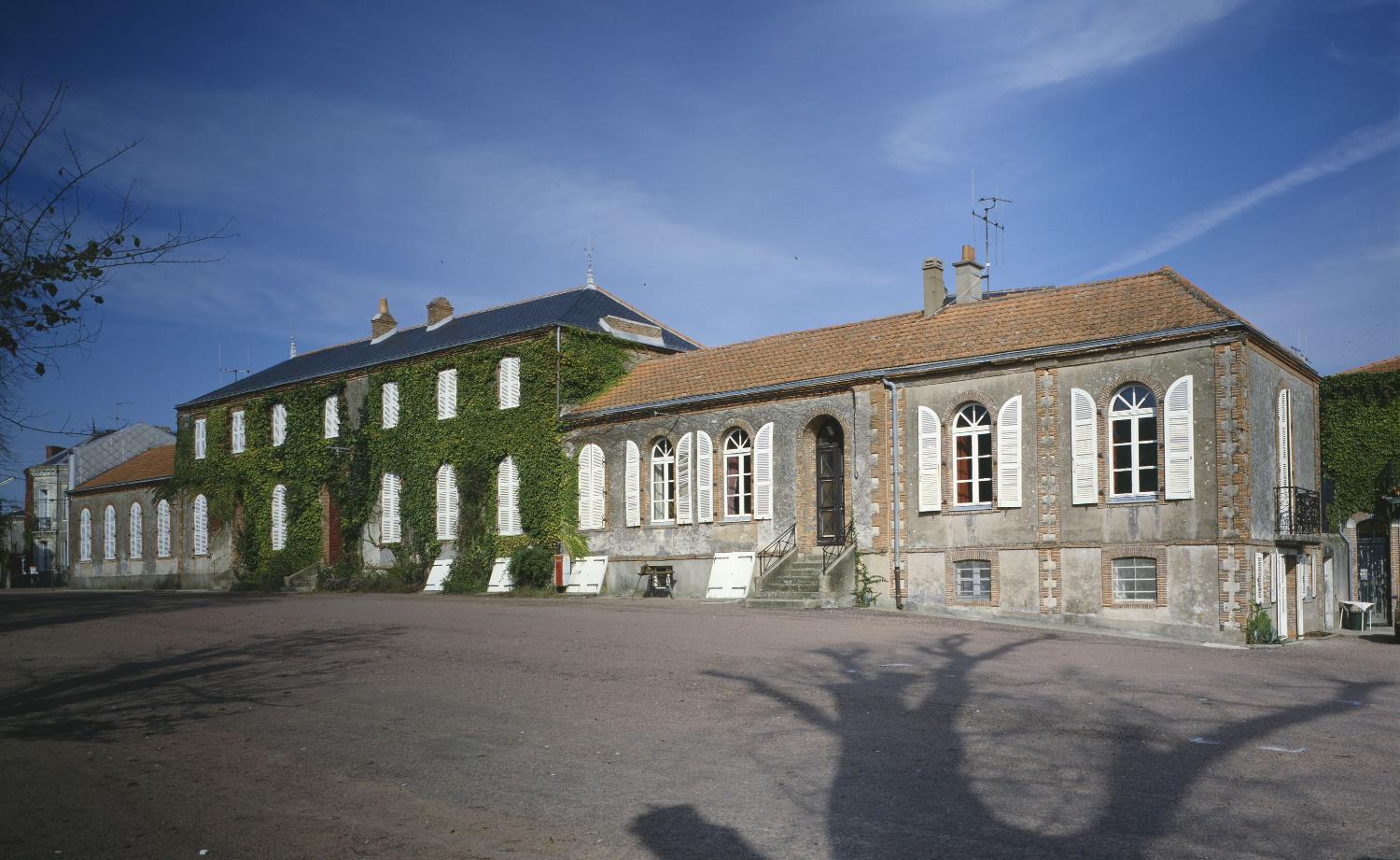 Hôtel de voyageurs dit salle de réunion des bains de Pornic, puis casino de la Terrasse, 2-4 place de la Terrasse