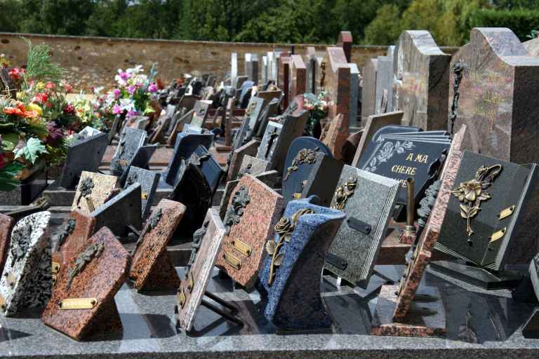 Cimetière de Thorée-les-Pins