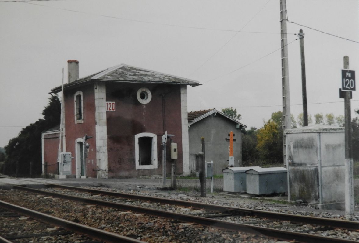 Maison de garde-barrière ; Soulisse, route de Fontenay