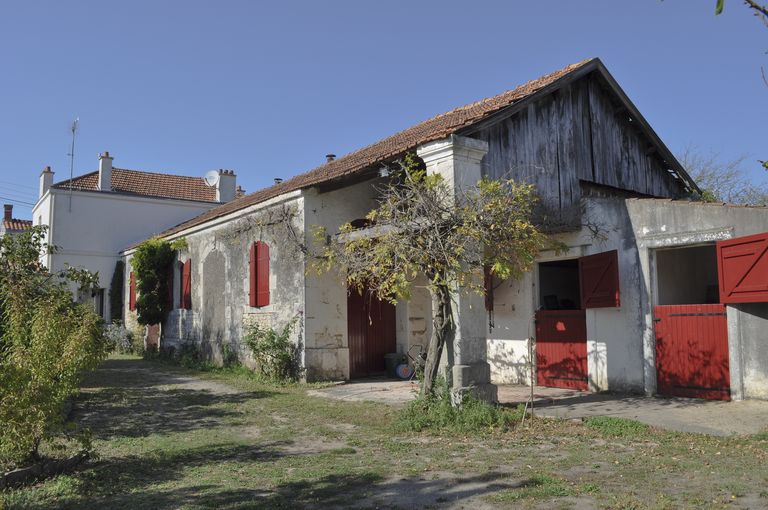 Haras, dit dépôt d'étalons, 11 rue du Gaz