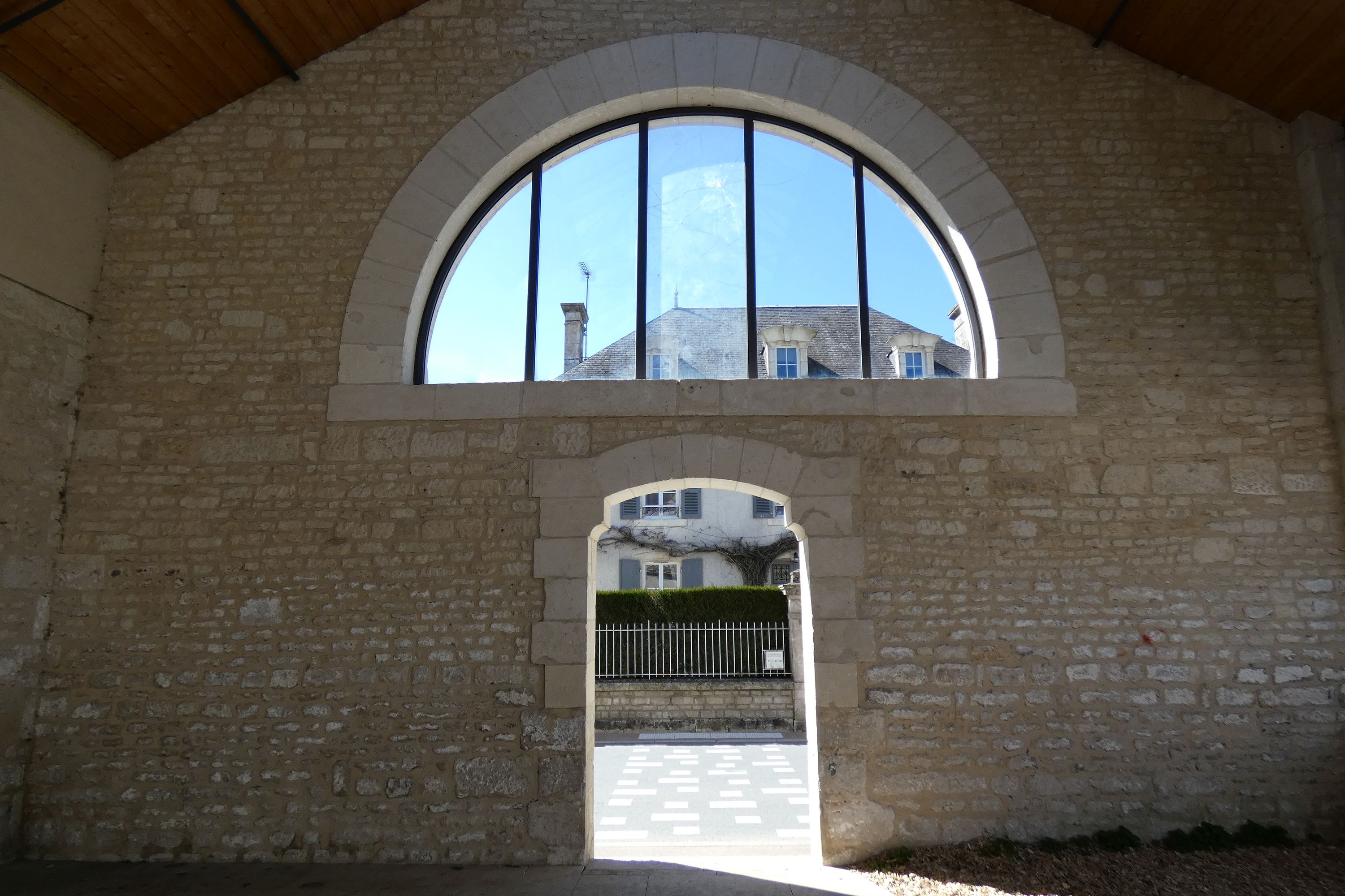 Ecole primaire publique de garçons puis bureau de poste, actuellement mairie