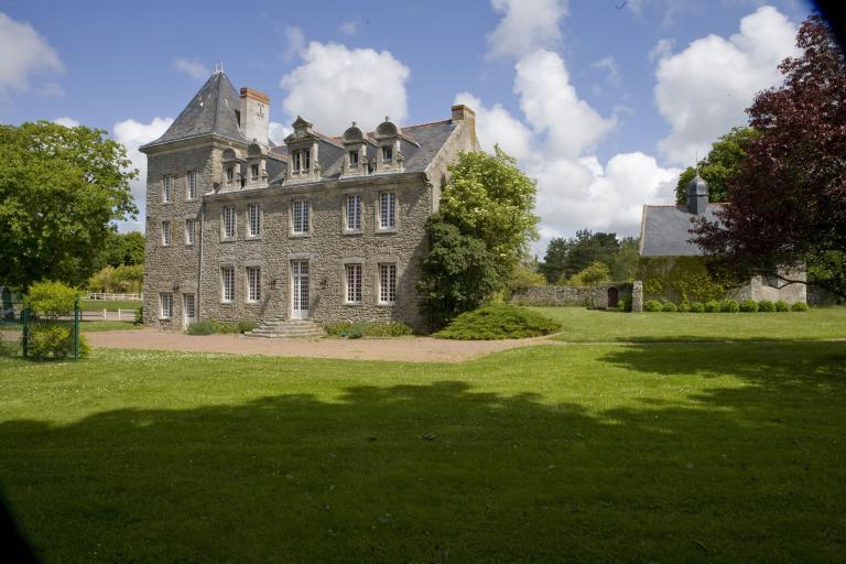 Manoir, puis château de Bissin