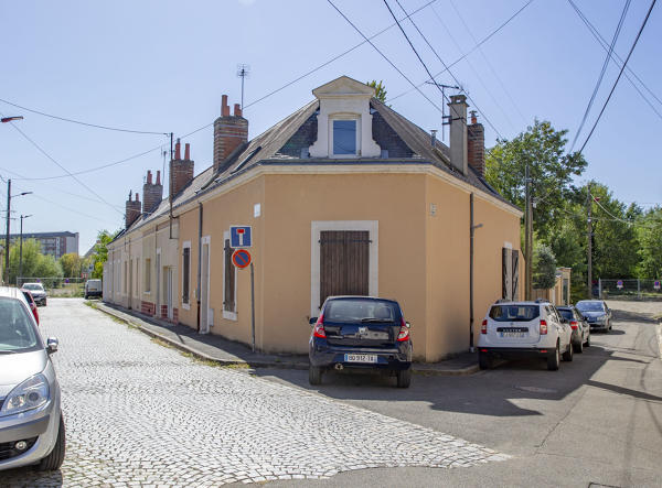 Maisons et immeubles du quartier Saint-Georges-du-Plain