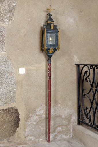 Ensemble de 3 lanternes de procession - Chapelle Saint-Pierre, Saulges