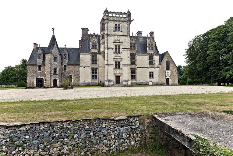 Château - Saint-Ouen, Chemazé