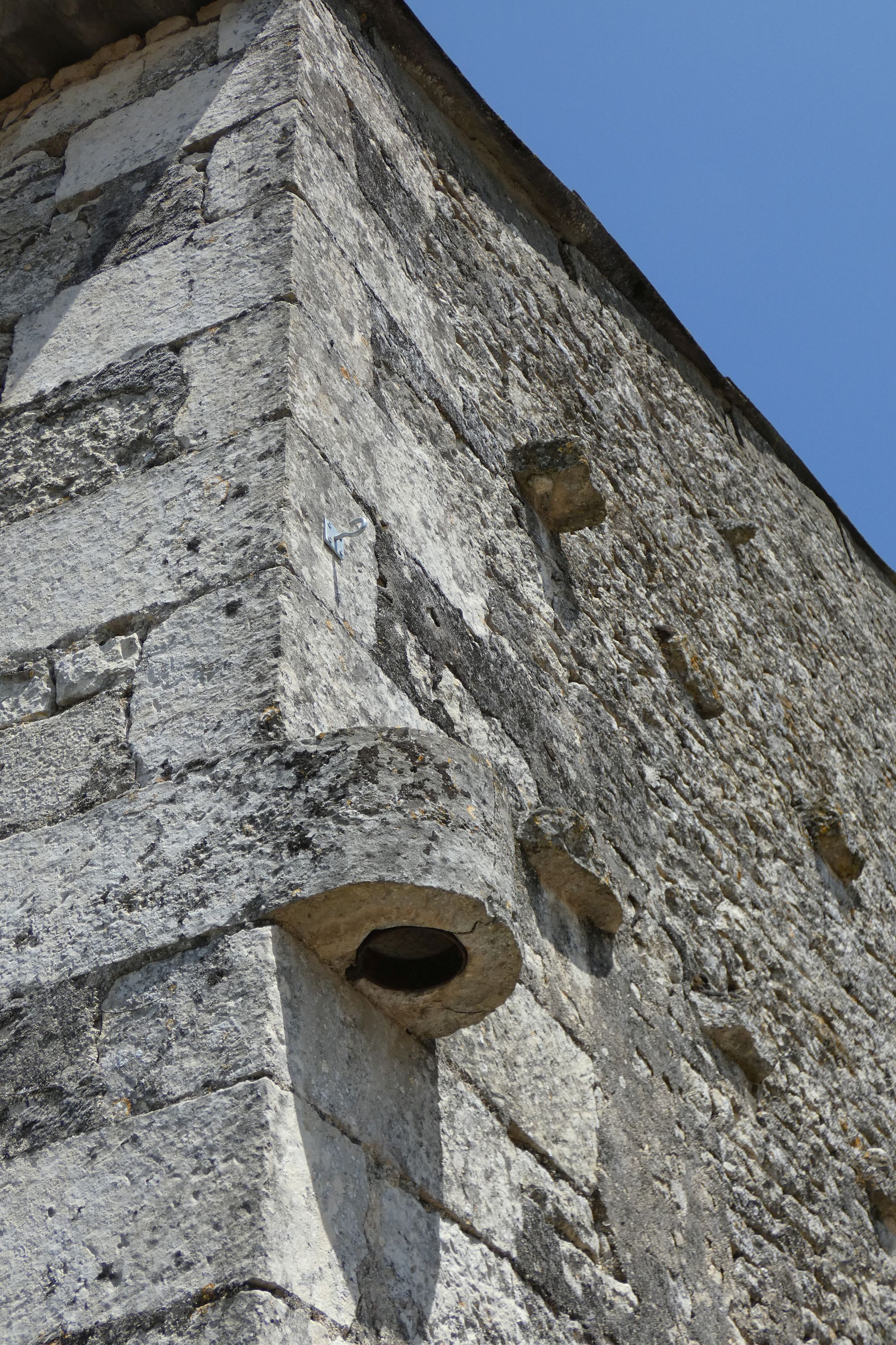 Ferme, actuellement maison, 36 et 38 rue du Puits-Neuf