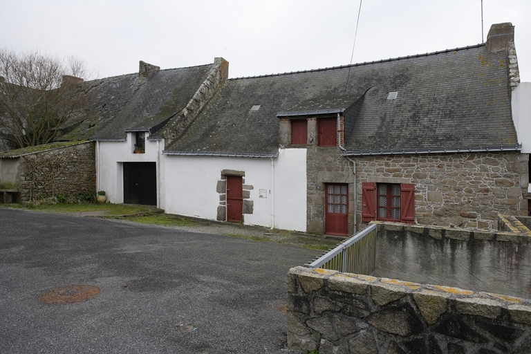 Rangée de maisons,  5, 7, 9 rue du Rocher