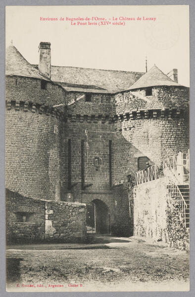 Château de Lassay, 2 place du Boële