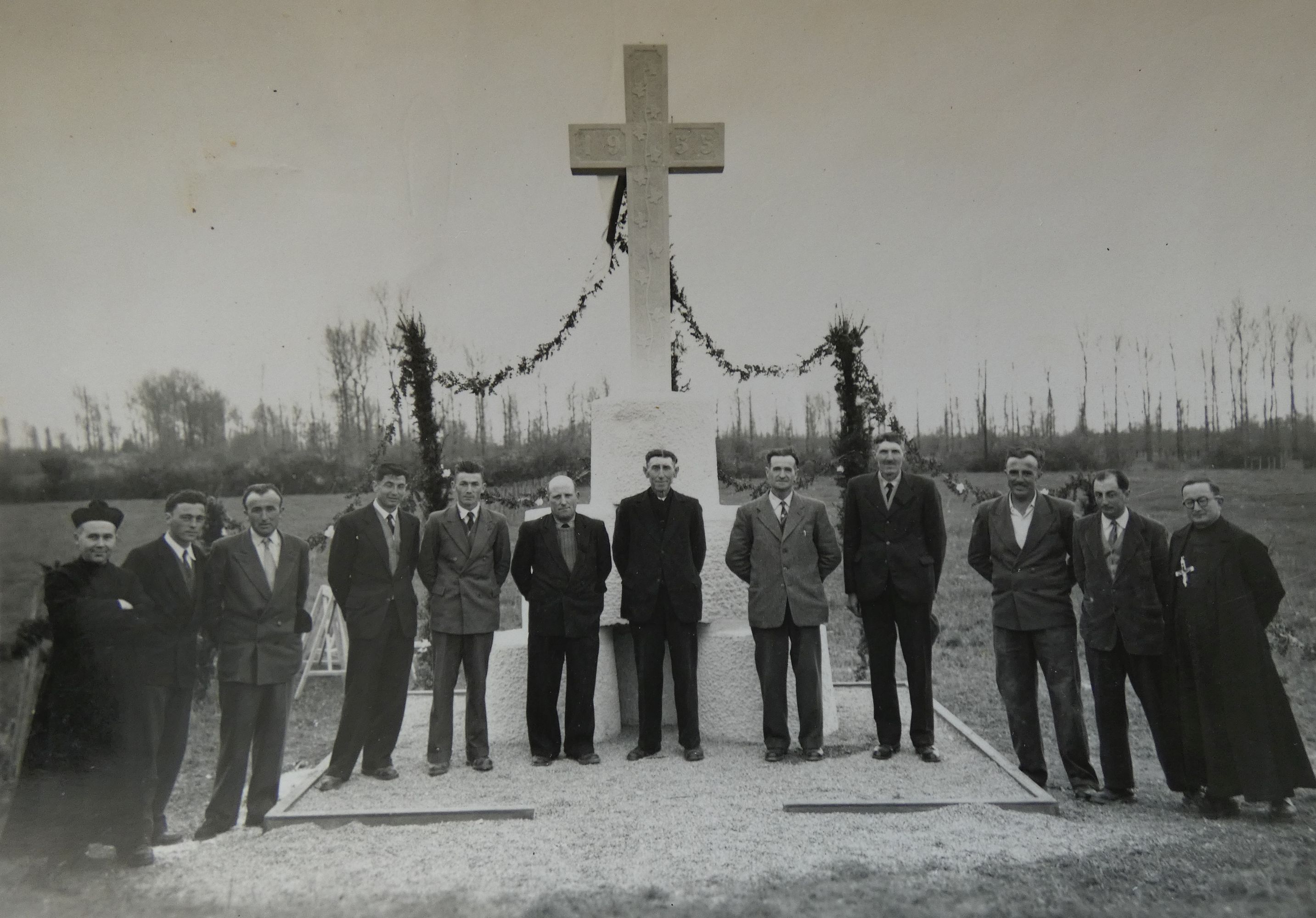 Croix de chemin, les Nattes