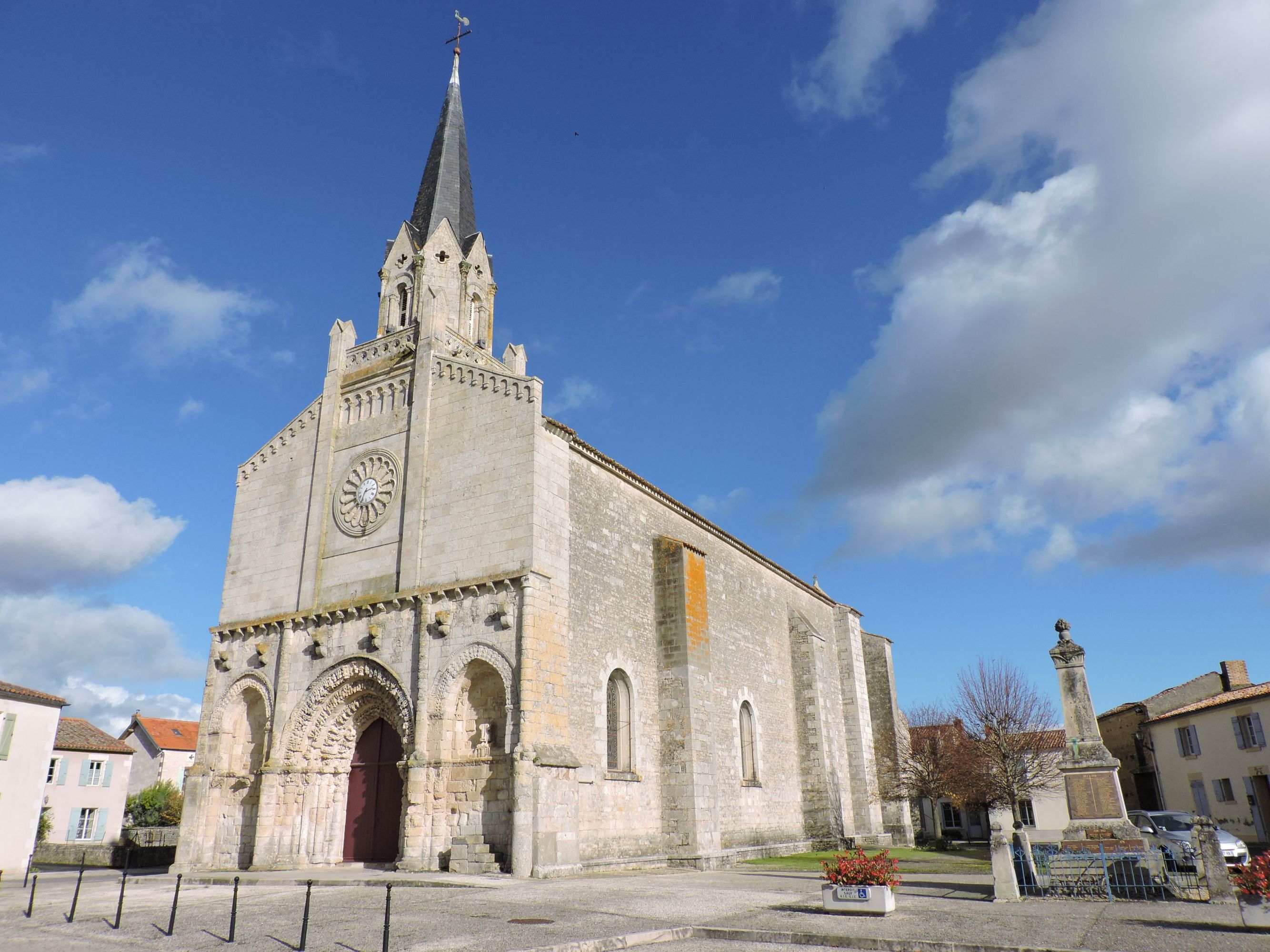 Eglise paroissiale Notre-Dame de l'Assomption de Maillé