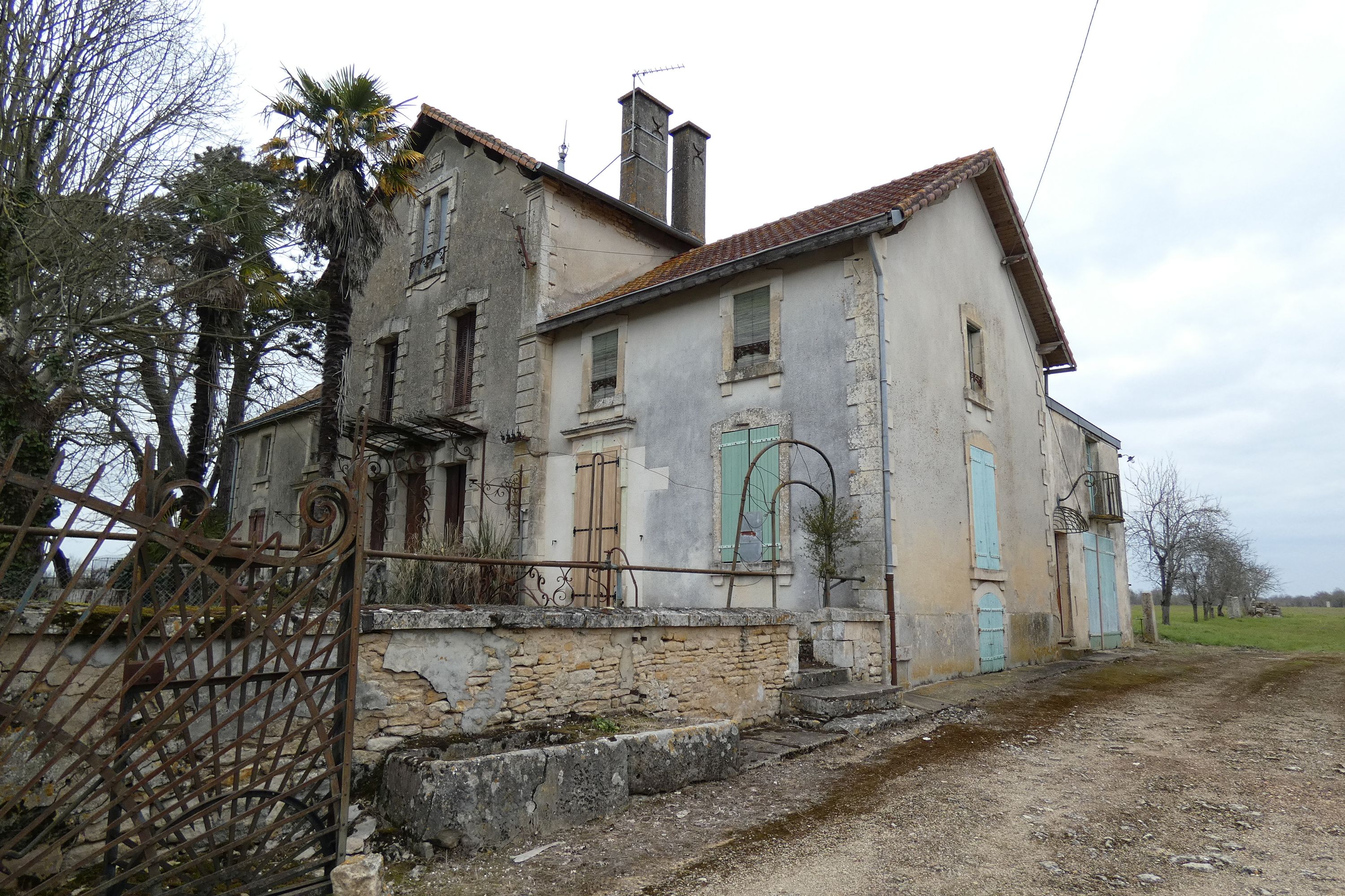 Ferme dite la Cour de Cellette, actuellement maisons, 90 et 94 rue de la Frémondière