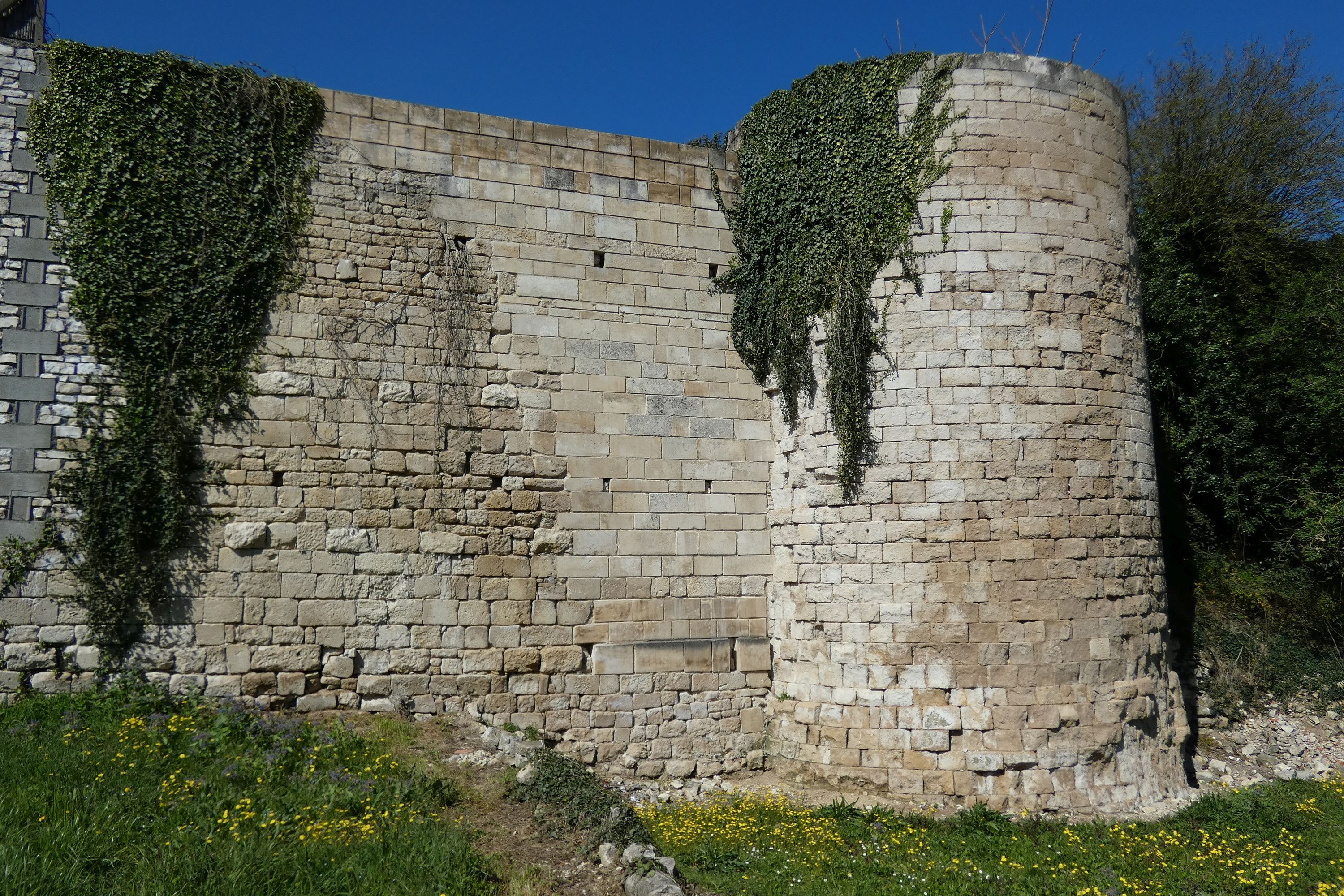 Château fort de Benet
